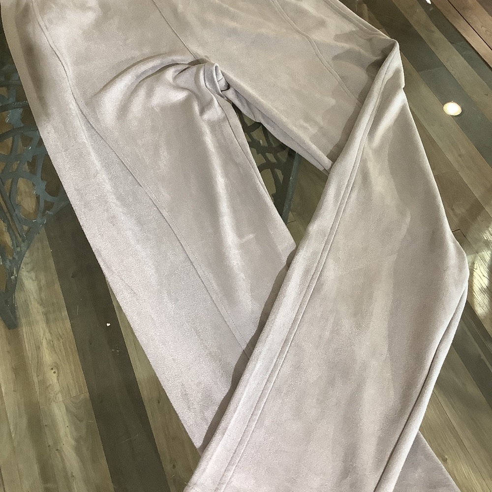 Alberto Makali. Fabulous vegan suede legging  washable durable. Gorgeous